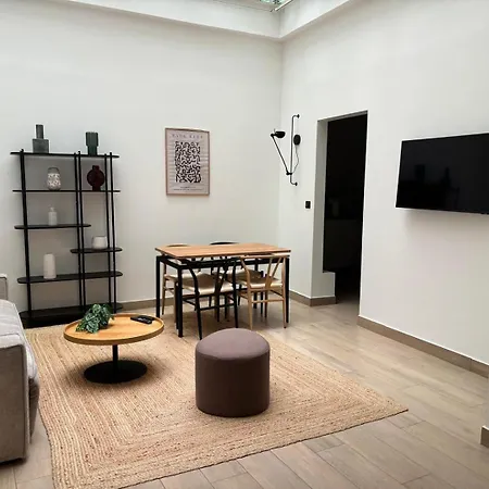 Bluestay 287 - Superbe A 17 * Paris