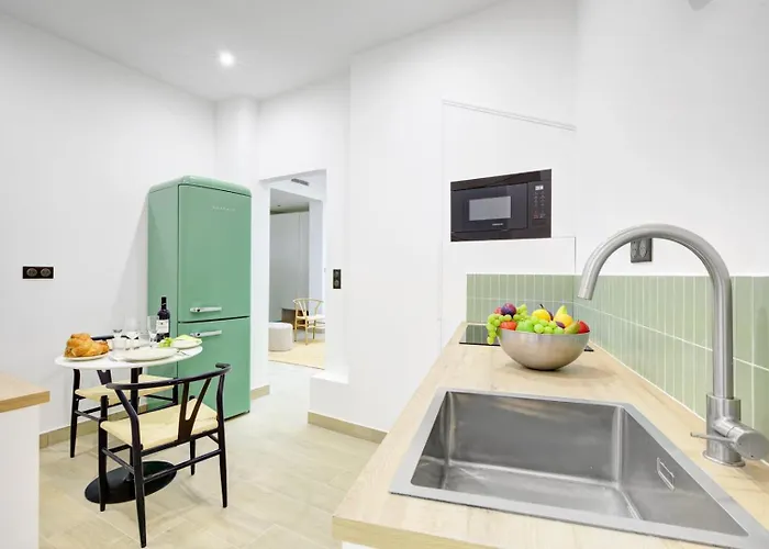 Bluestay 287 - Superbe A 17 * Paris